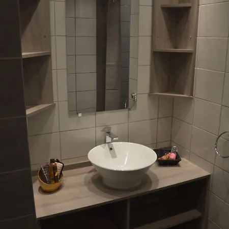 Les Acacias Semesterbostad Neubois